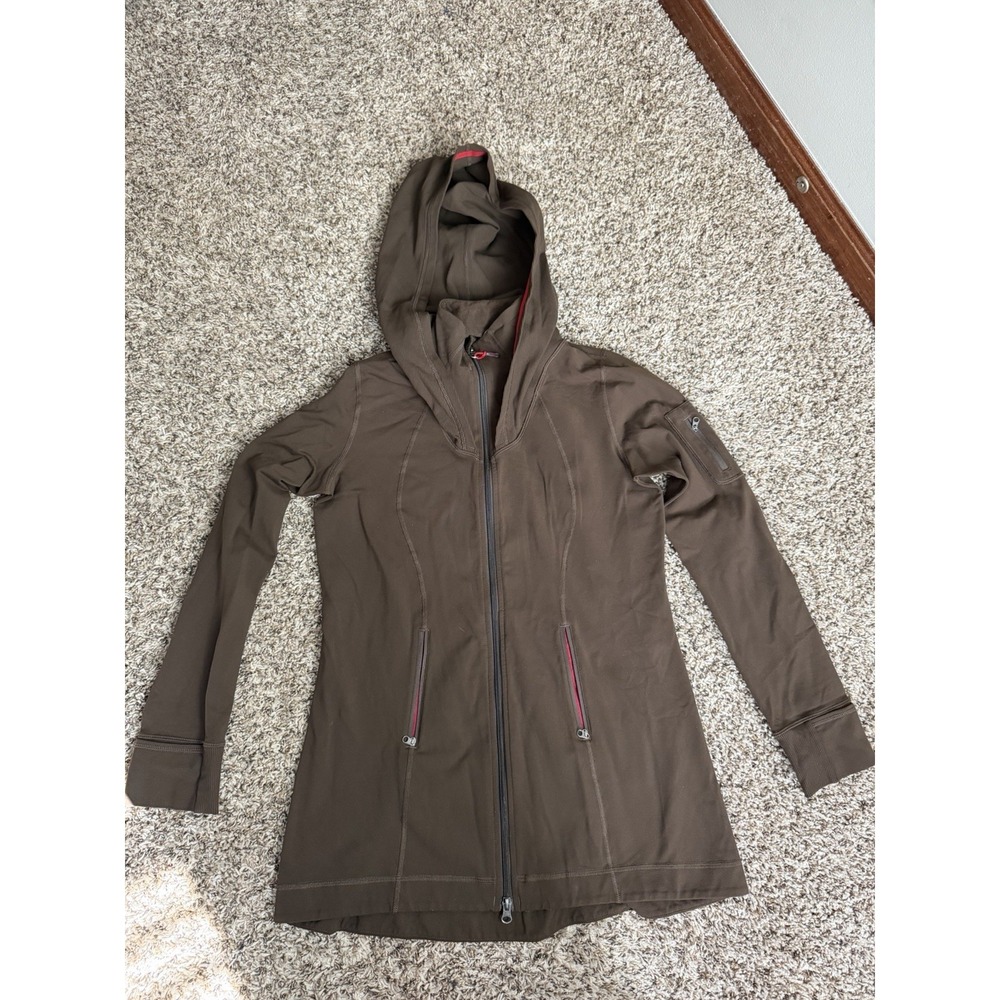 Lululemon Women's Define Hooded Jacket Nulu Full Zip Thumbholes Size 8 Brown
